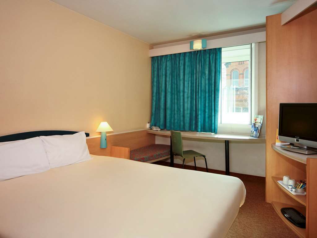 Ibis Paris Vaugirard Porte De Versailles Room photo